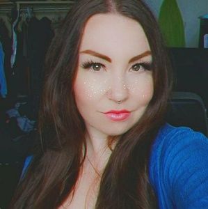 Meet your Posher, Sky